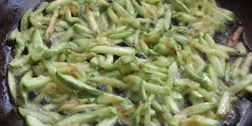 кабачки с сухариками