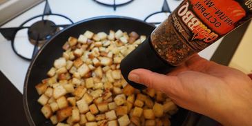 острые сухарики