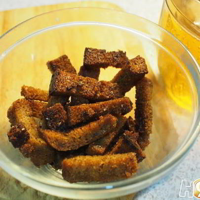 Пикантные сухарики к пиву