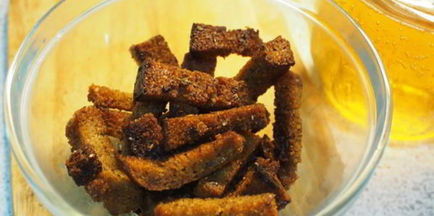 Рецепт пикантных сухариков к пиву