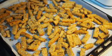 пикантные сухарики к пиву