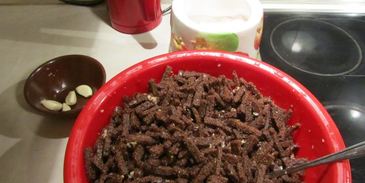 сухарики из черного хлеба с чесноком