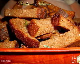 Сухарики ржаные с чесноком