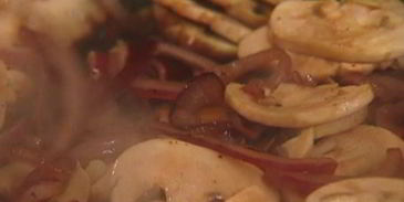 сухарики с грибной начинкой, сыром и зеленью