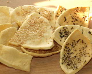 Сырные сухарики