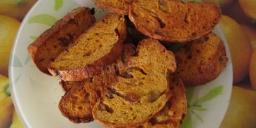 тыквенные сухарики с изюмом