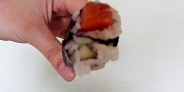 двойной суши-ролл инь-янь