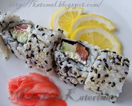 Классический суши-ролл Филадельфия