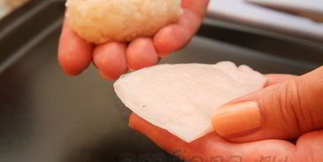 нигири-суши с кальмаром