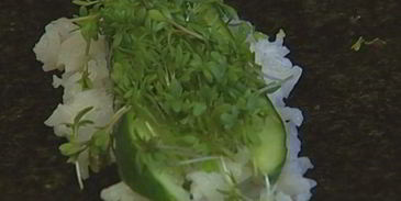 суши-ролл с семгой