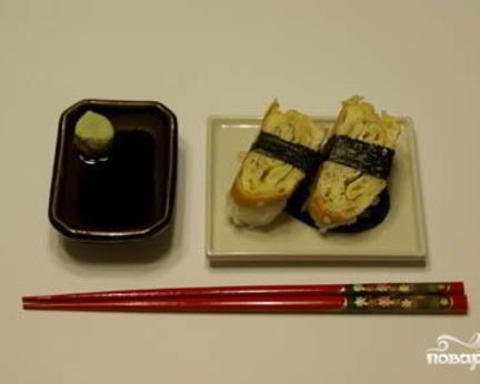 Суши с омлетом