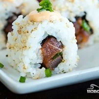 Суши с тунцом