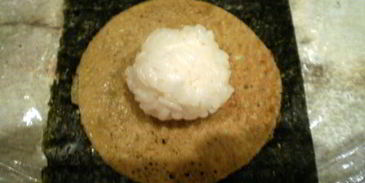 темари-суши с нори и японским омлетом