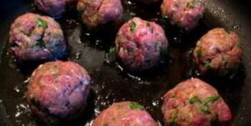 сэндвич с фрикадельками