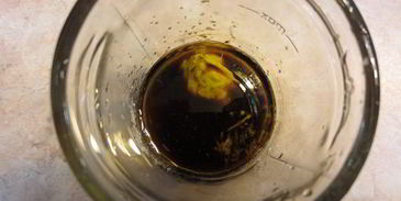 сэндвич с моцареллой, грибами и соусом нисуаз