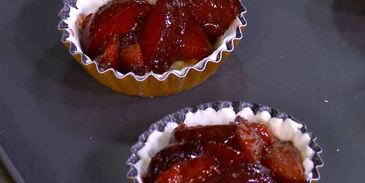 ароматные тарталетки со сливами