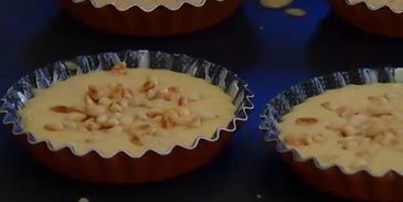 лимонные тарталетки с кедровыми орешками