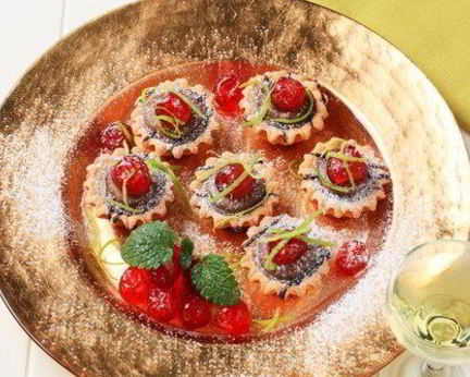 Сырные тарталетки с орехами пекан