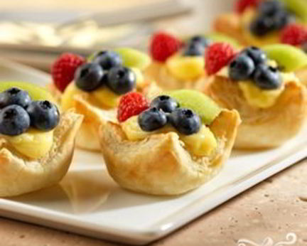 Тарталетки из слоеного теста с начинкой