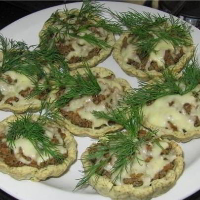 Тарталетки с фаршем