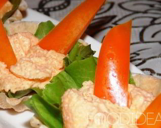 Тарталетки с икрой мойвы