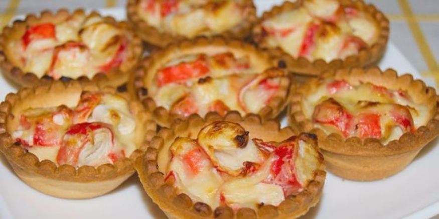 Рецепт тарталеток с крабовыми палочками и сыром