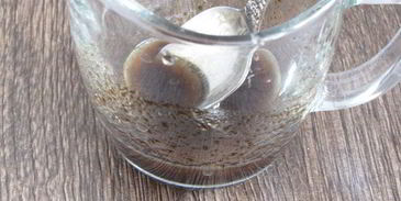 тарталетки с красным луком и сырным соусом