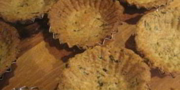 тарталетки с креветками и авокадо