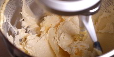 тарталетки с лимонно-лаймовым кремом и меренгой