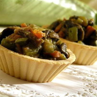 Тарталетки с начинкой из овощей и грибов