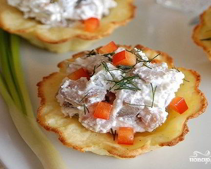 Тарталетки с селедкой