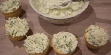 тарталетки с творожным сыром и семгой