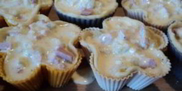 тарталетки с ветчиной и сыром