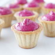 Рецепт Тарталеток со свекольным муссом и сельдью