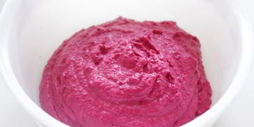 тарталетки со свекольным муссом и сельдью