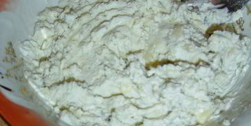 закусочные тарталетки с рокфором и помидорами черри