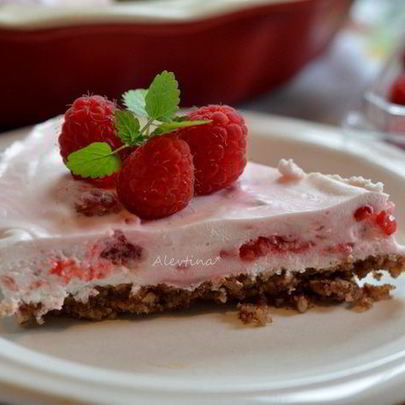 Легкий малиновый тарт