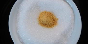 сливовый тарт с ореховым безе