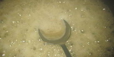 тарт с карамелизированными фруктами и творожным пудингом