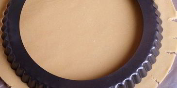 тарт с карамелизованными яблоками