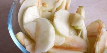 тарт с карамелизованными яблоками