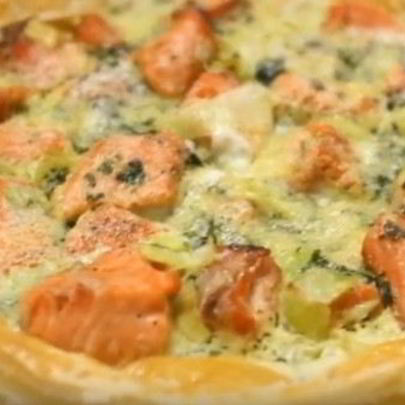 Тарт с кижучем и базиликом