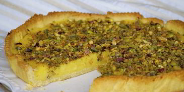 тарт с лимонным кремом и фисташками