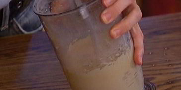 тарт с малиной и миндалем