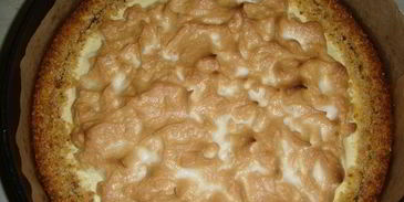 тарт с творогом, джемом и меренгой