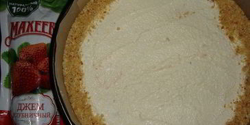 тарт с творогом, джемом и меренгой