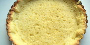 тарт со смородиной и творогом