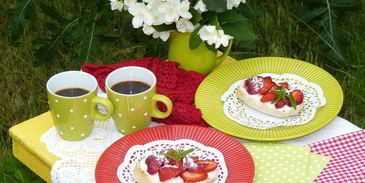 сладкие тосты с клубникой