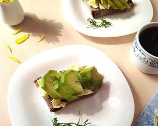 Тосты с авокадо