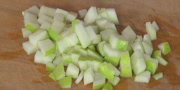 тосты с рыбой карри и свекольным салатом